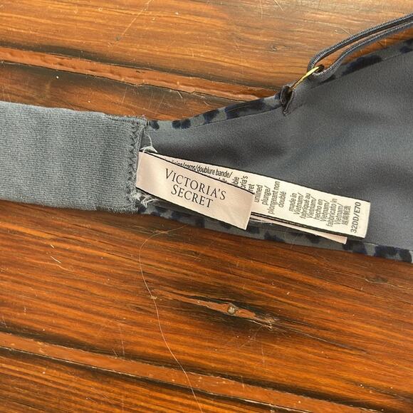 Victoria’s Secret underwire lightly lined stretch leopard print bra sz 32DD - Picture 4 of 5